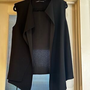 Black Sleeveless Women's Jacket